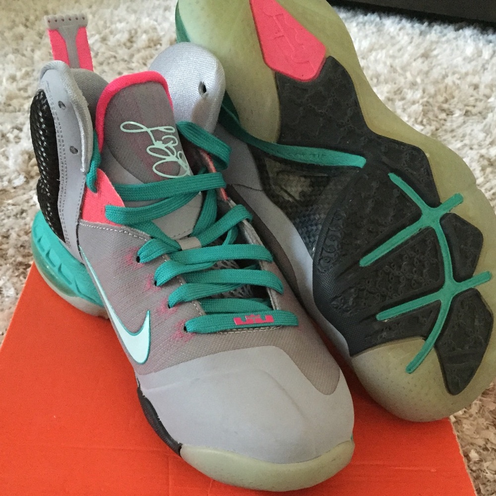 #tennishoes #shoes #kidsshoes #kids #sale #nike